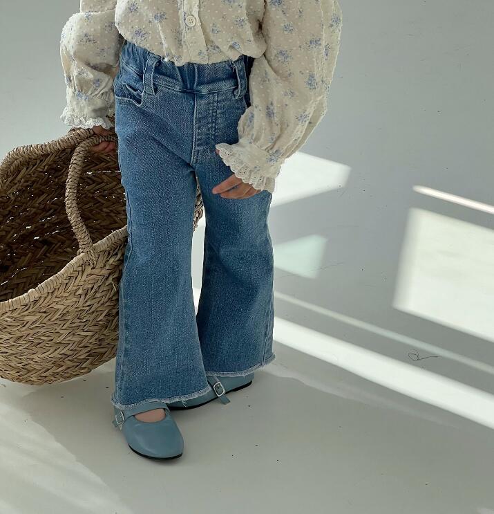 2023新品★子供服　デニムズボン★80-140cm★