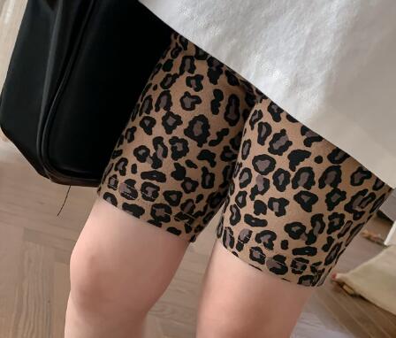 春新作★キッズ用アパレル★ショットパンツ★豹柄★80-130