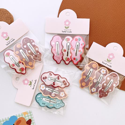 超人気の★ヘアアクセサリー　ヘアクリップ★3p