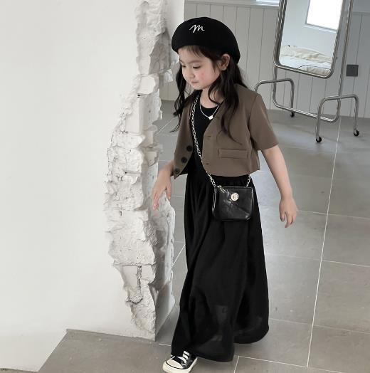 2023夏新品★子供服　トップス　半袖　90-140cm