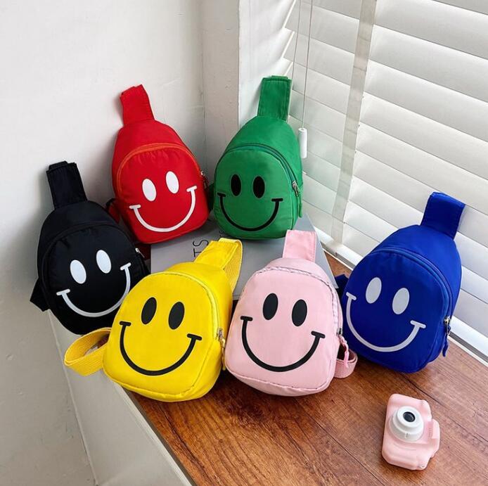 バッグ★ショルダーバッグ★ミニバッグ★子供用★キッズ★笑顔★6色