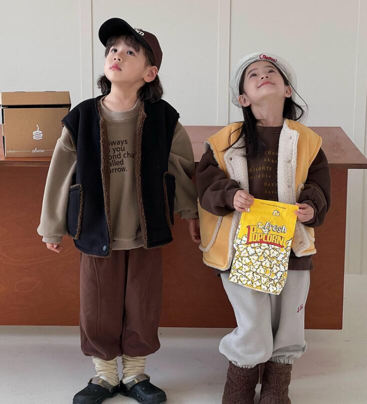 2023冬新品★子供服　ボア厚手ベストコート★90-150cm★2色