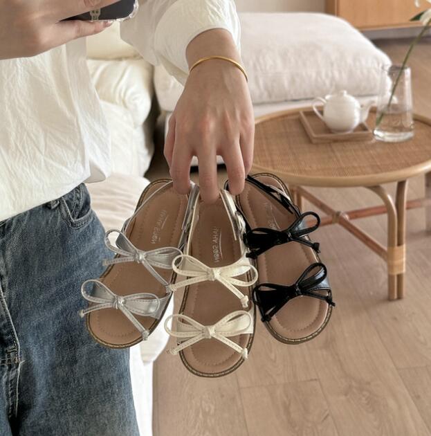 2024新品★子供靴　シューズ　サンダル　タグ25-32★3色