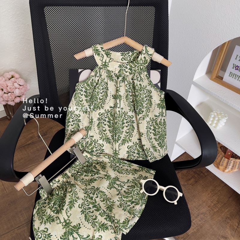 2024新品★子供服　トップス+ズボン　セットアップ★90cm〜140cm