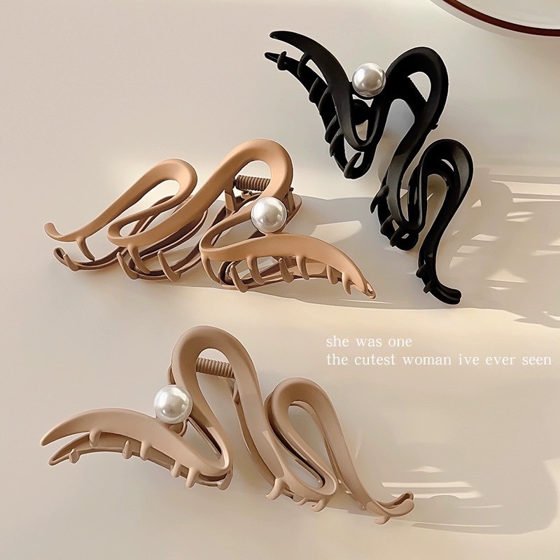 2024★髪飾り★ヘアアクセサリー★バンスクリップ★ヘアクリップ