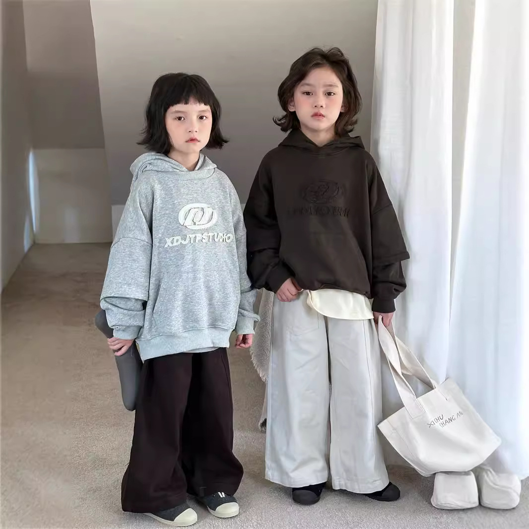 2024新品★子供服　パーカー　トップス★90cm〜140cm 2色