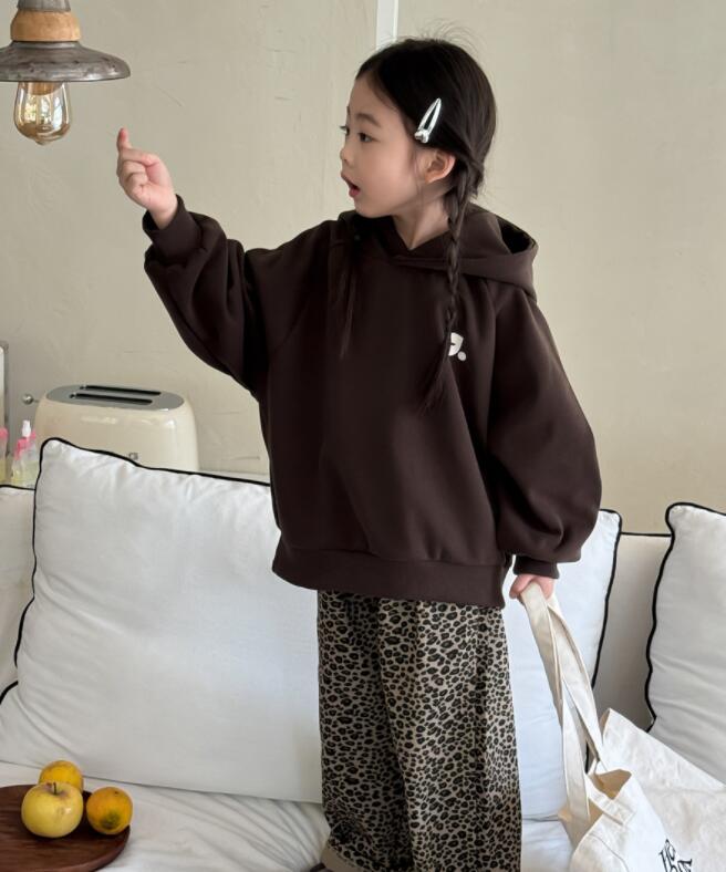 2024新品★子供服　パーカー　トップス★90cm〜150cm