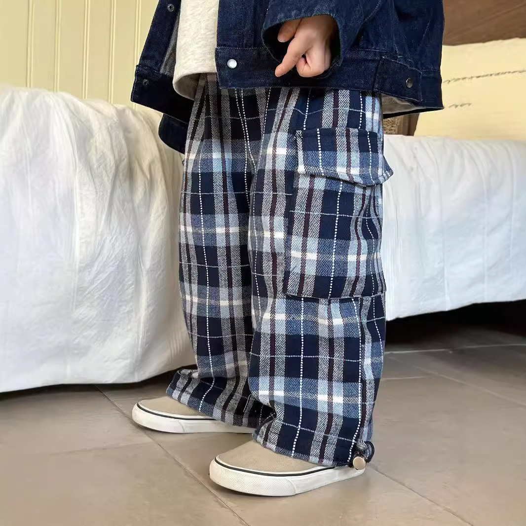 2024秋新入荷★子供服　ズボン★90cm〜140cm