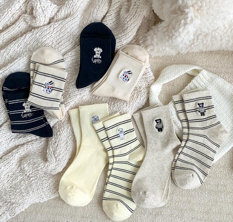 2024新入荷★大人用　靴下&ソックス★8柄