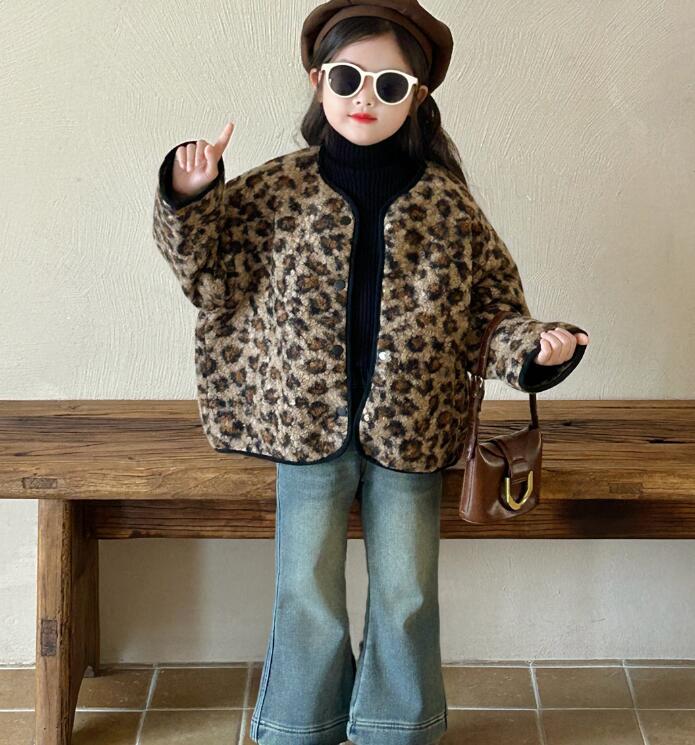 2024冬新品★子供服 　豹柄コート★90cm〜140cm
