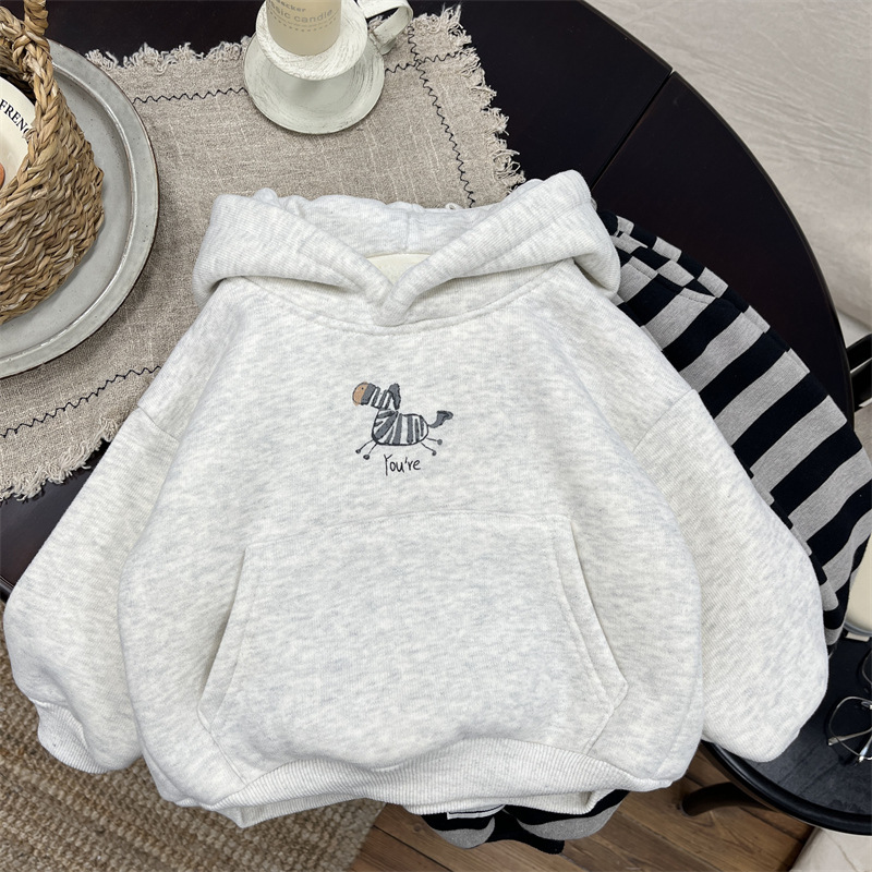 2024新品★子供服　パーカー　裏起毛★80cm〜130cm