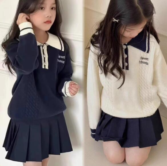 2024年新★子供服　セーター★90cm〜160cm 2色