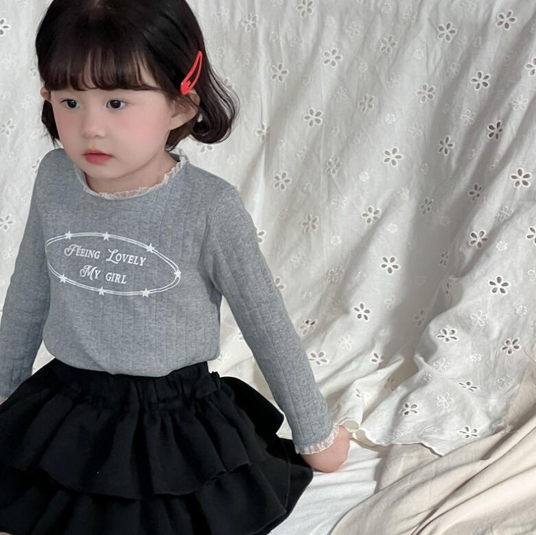 2025新作★子供服　トップス★80cm〜130cm 2色