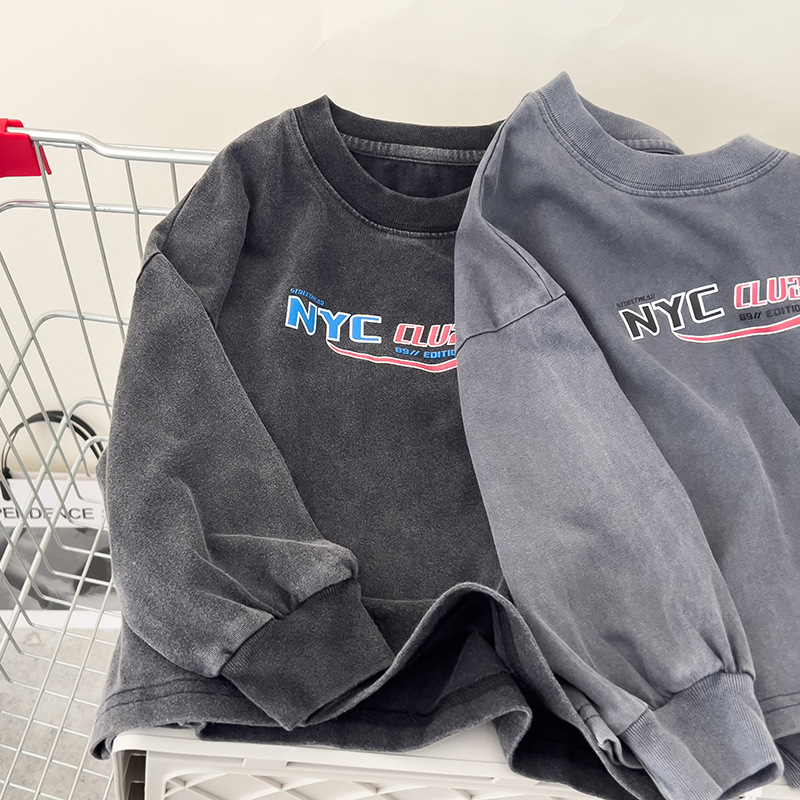 2025新作★子供服　トップス★90cm〜140cm 2色