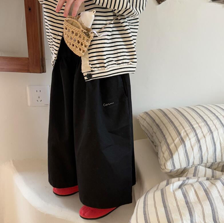 2025新入荷★子供服　ズボン★90cm〜150cm 3色