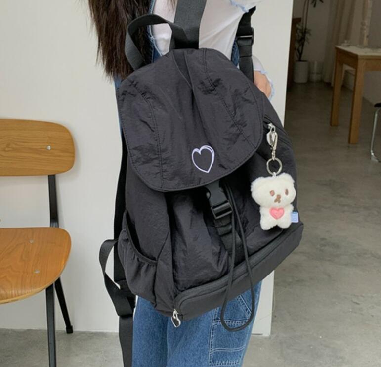 2025新型★バッグ★大容量リュック★