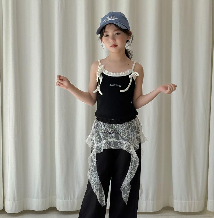 2025新作★子供服　トップス★90cm〜150cm 2色