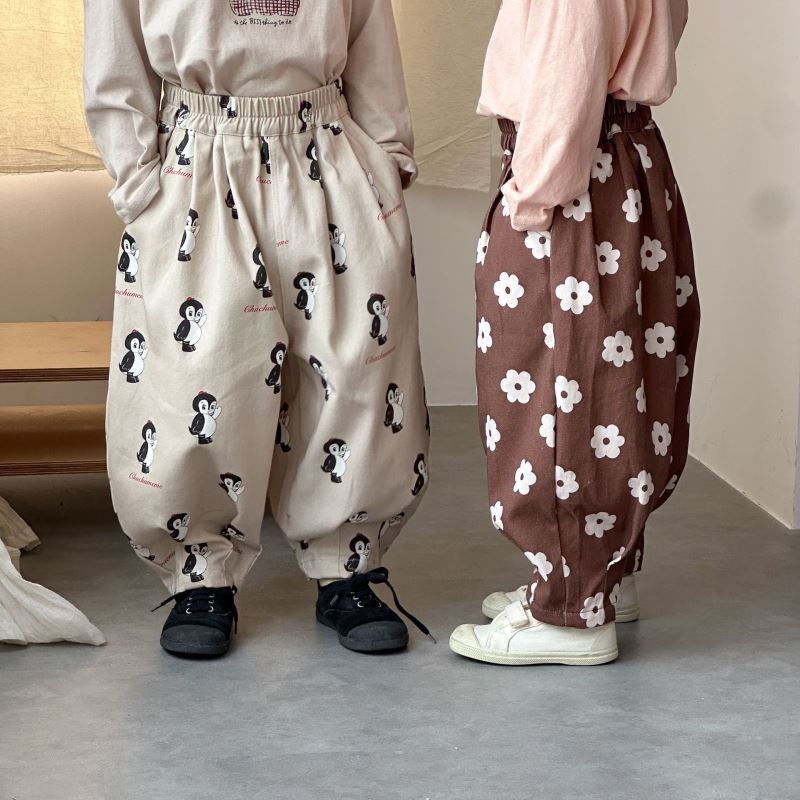 2025秋新入荷★子供服　ズボン★80cm〜150cm 2色