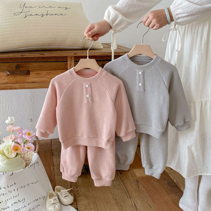 2025新品★子供服　セットアップ★80cm〜130cm 2色