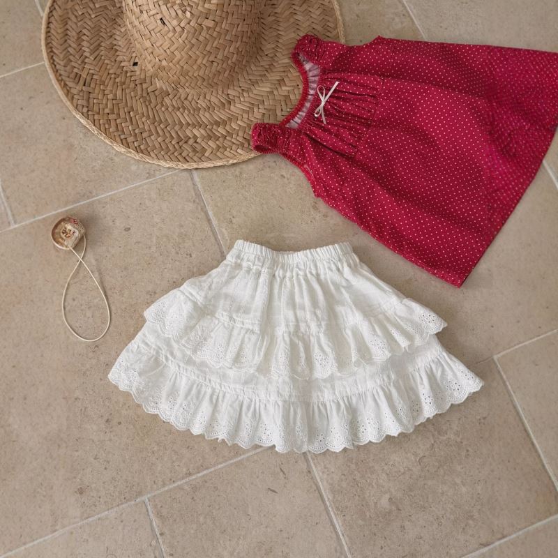 2026新品OM★子供服　スカート★90cm〜140cm