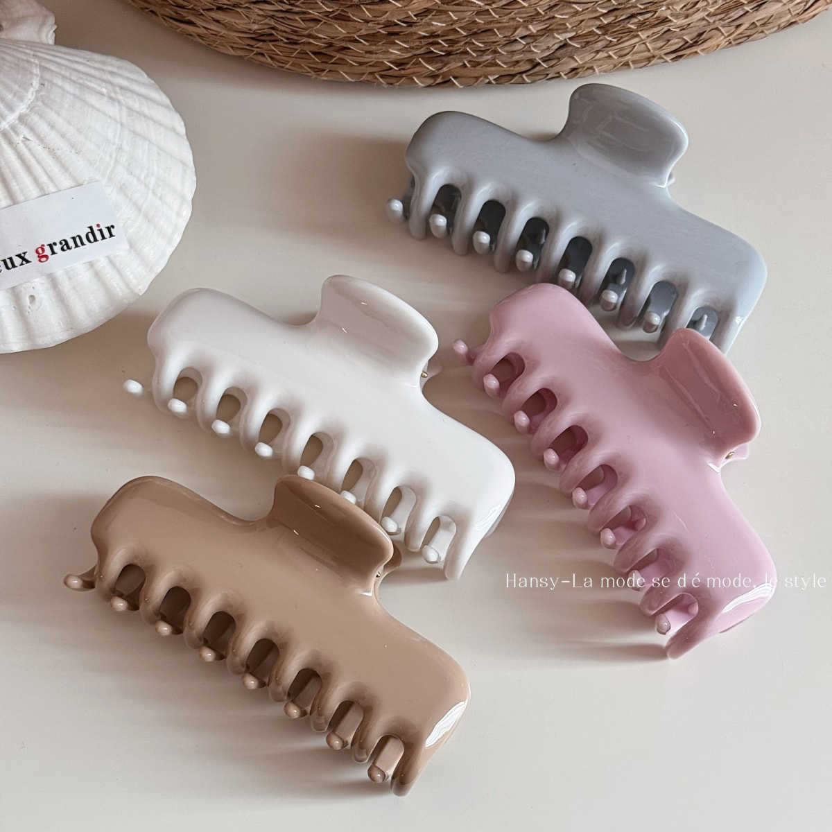 2026年新品★髪飾り　アクセサリー★ヘアクリップ