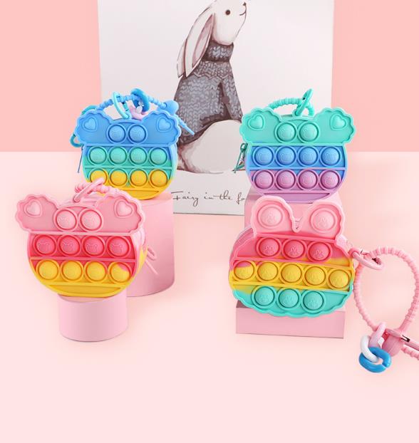 新入荷★キーホルダー　コインバック　減圧グッズ　プッシュポップ★7色