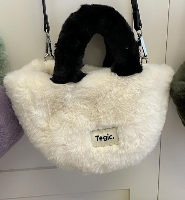 2023★韓国風★ハンドバッグ★肩掛け鞄★ショルダーバッグ★7色