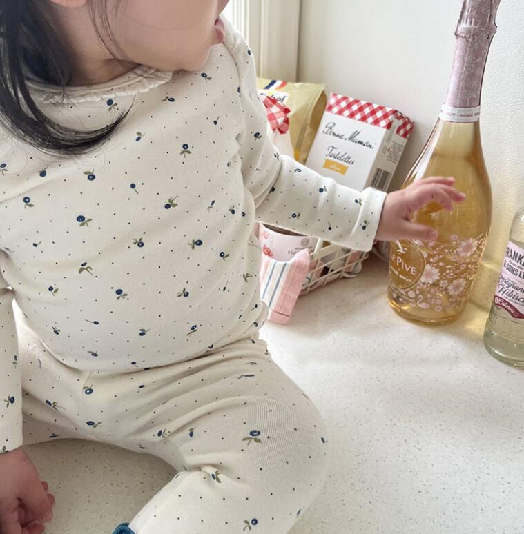 2023新品★子供服　トップス+ズボン　セットアップ★73-100cm★2色