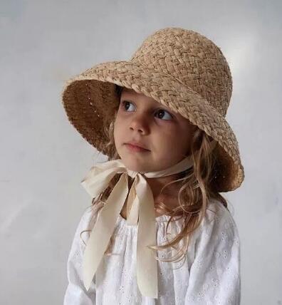 新品★子供用★草編み帽子　ハット★