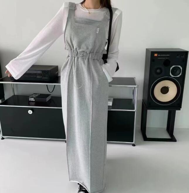 2023新型★レディース服　サロペットワンピース★3色