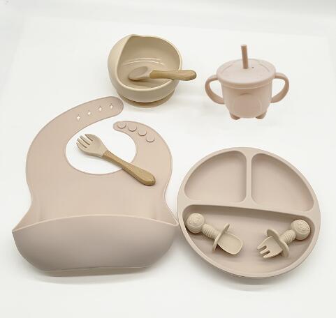 新作★★シリコンク　安全環保　育児★8点セット★10色★