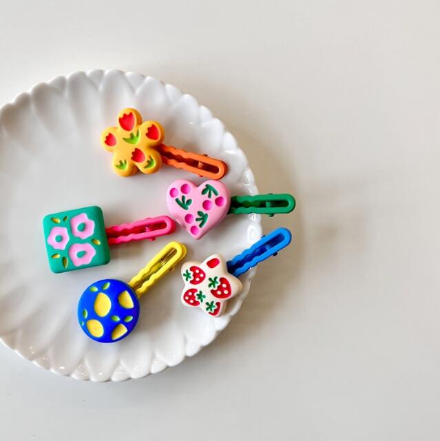 髪飾り★まとめ髪用★ヘアアクセサリー★子供用★キッズ★ヘアピン★多色