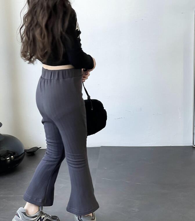 2023秋冬新品Y★子供服　裏起毛付きズボン★90-140cm★2色