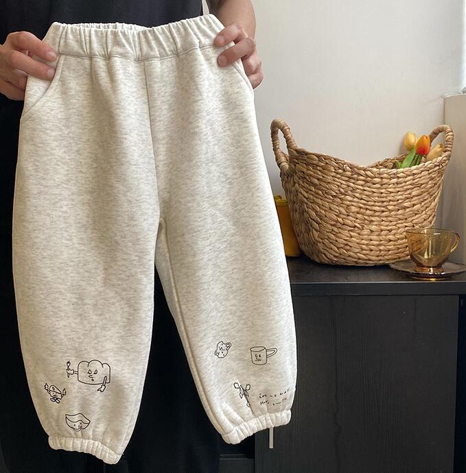 2023秋冬新品★子供服　厚手ズボン★100-140cm★