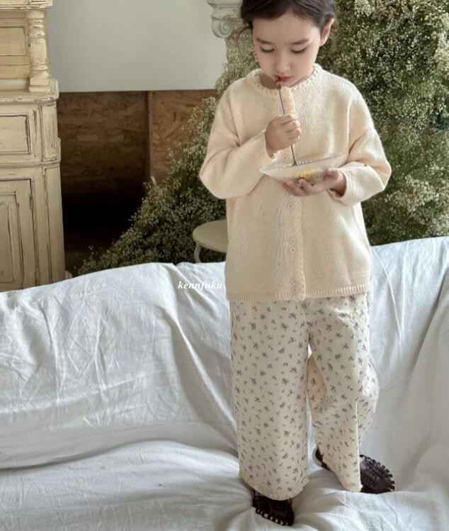 2024新品★子供服 　花柄ズボン★90-150cm★