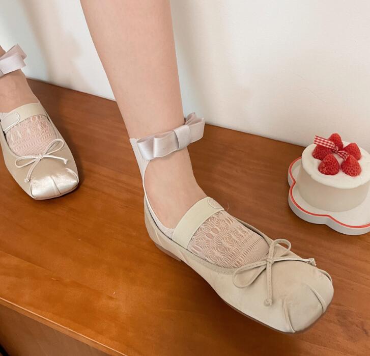 2024新入荷★レディース用　靴下&ソックス　バレエ靴下★2色