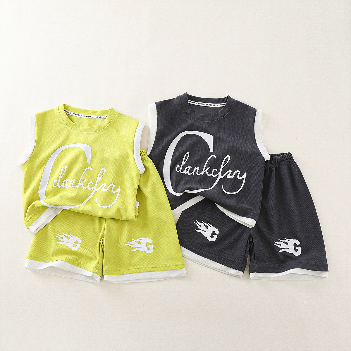 2024新品★子供服　セットアップ★80cm〜160cm 2色