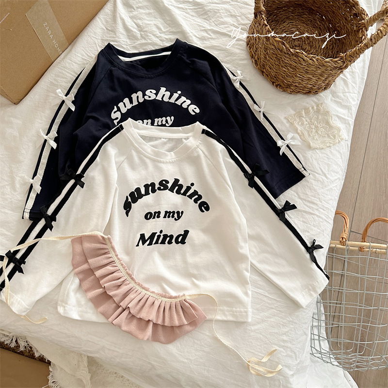 2024秋新作★子供服　トップス★80cm〜130cm 2色