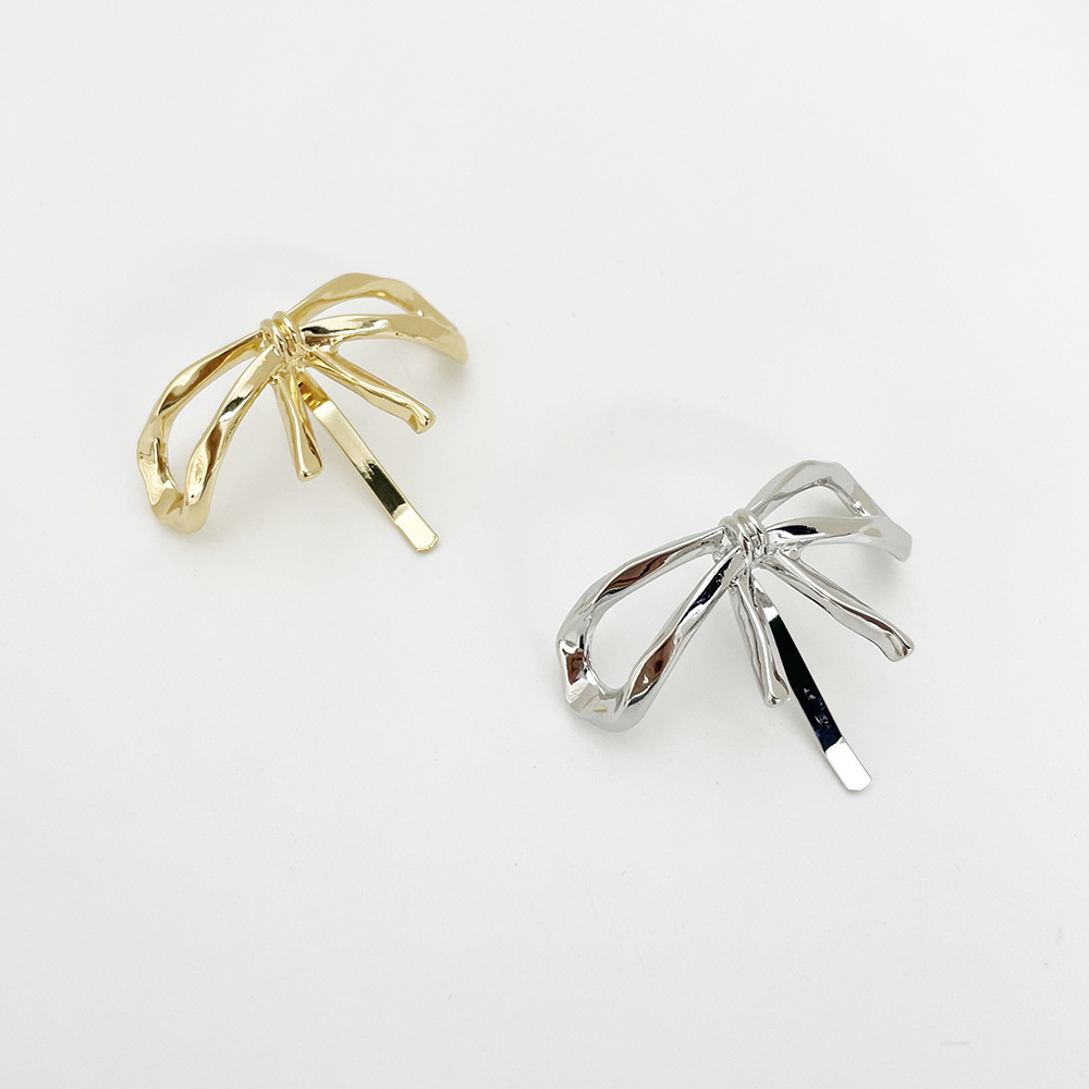 2024★髪飾り★ヘアアクセサリー★簪★ 2色