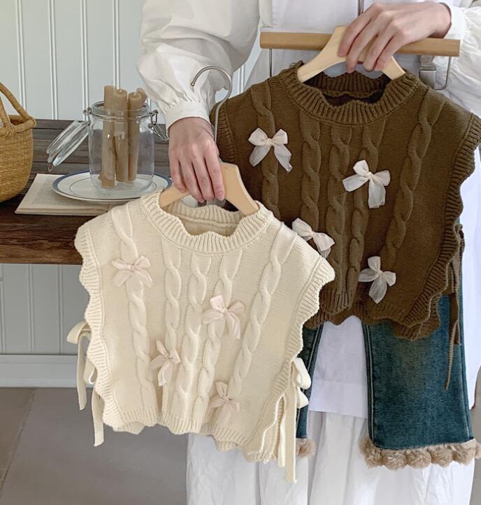 2024年新★子供服　ニットベスト　セーター★90cm〜130cm 2色