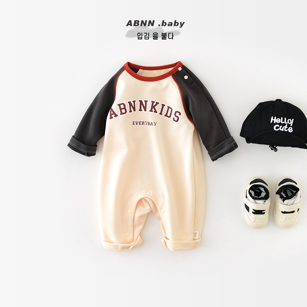 2024新入荷★ベビー服　ロンパース★66cm〜90cm