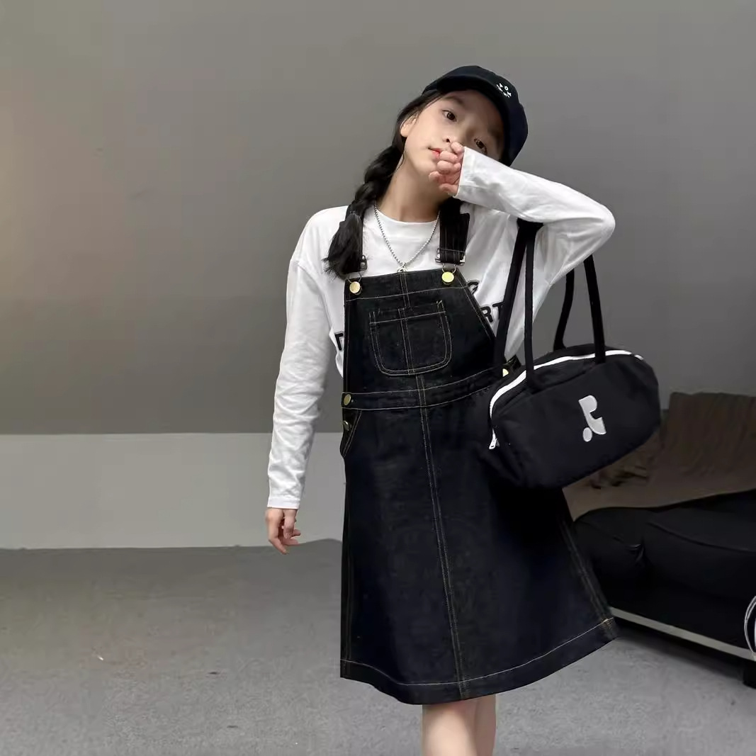 2024新品★子供服　サロペットワンピース★100cm〜160cm