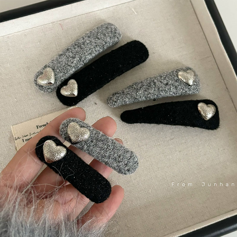 2024年新品★髪飾り　アクセサリー　ヘアビン　バレッタ★8色