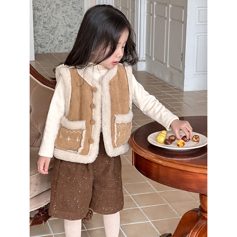 2024秋冬新品★子供服 　ベストコート★100〜90