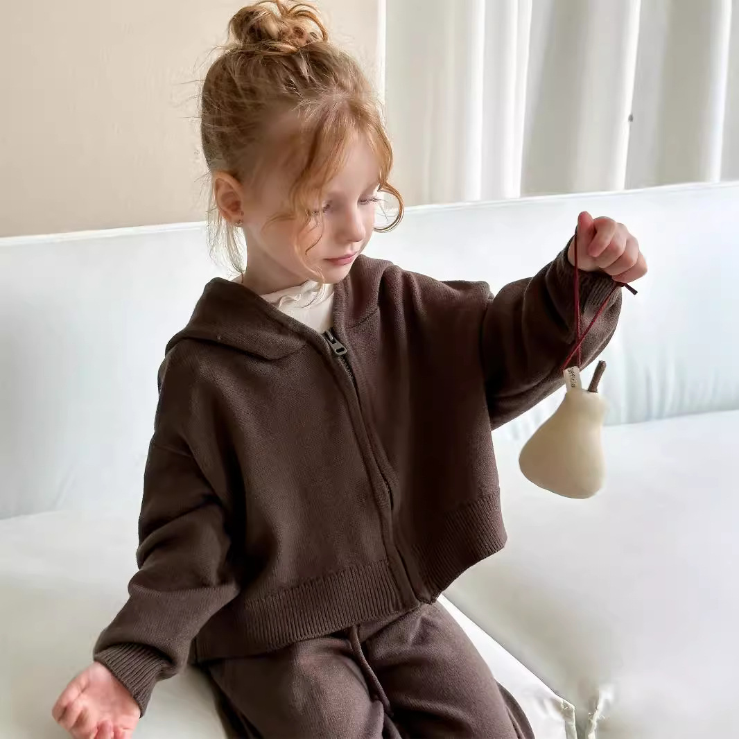 「2024」子供服★トップス+ズボン★セットアップ★韓国風子供服★3色90cm〜150cm