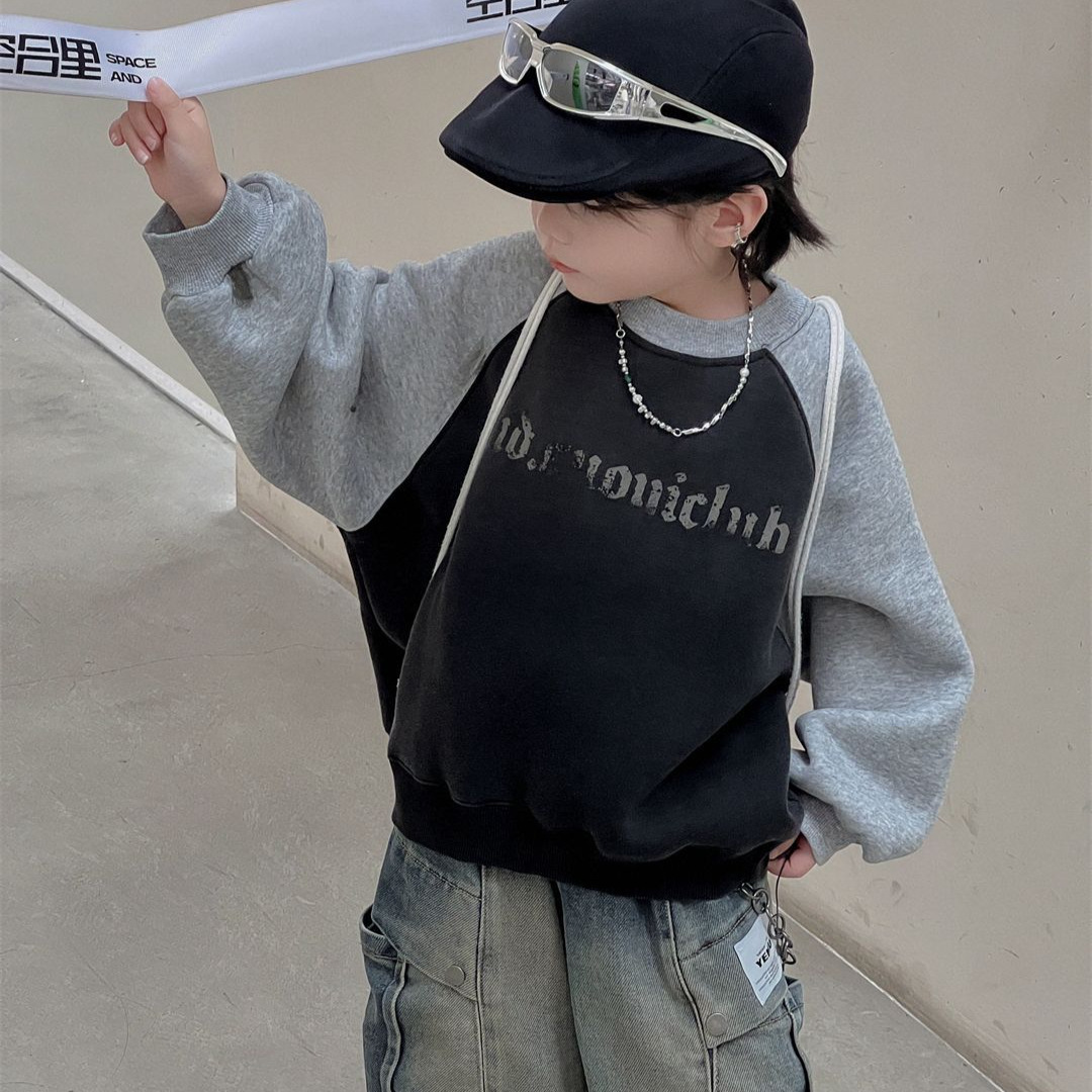 2024秋冬新品★子供服　パーカー　トップス★90cm〜150cm