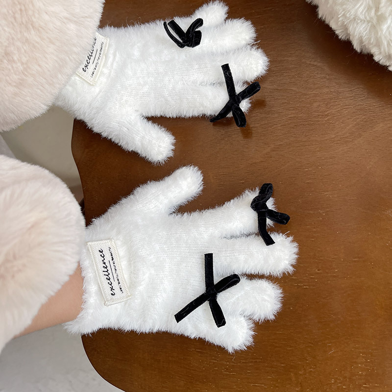 2024新品★大人気　キッズ用★子供　手袋★2色