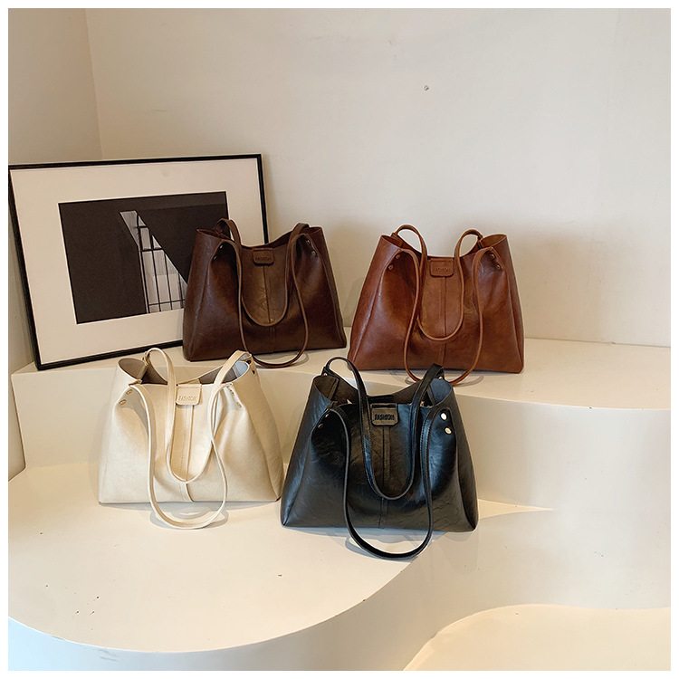 「2024」バッグ★ショルダーバッグ★ハンドバッグ★トートバッグ★大容量★4色