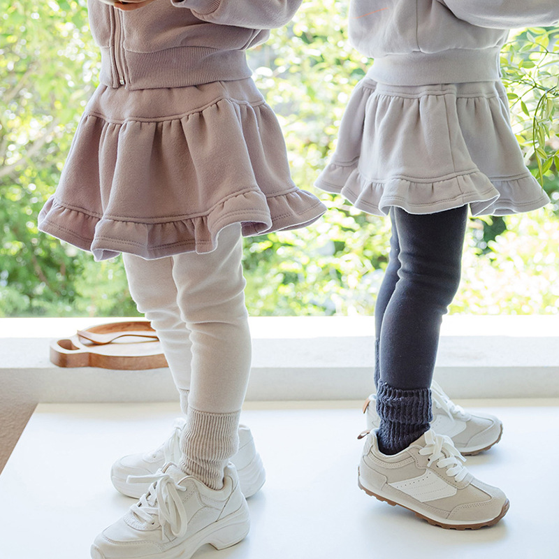 2024新入荷★子供服　スカートズボン  裏起毛★90cm〜150cm 2色