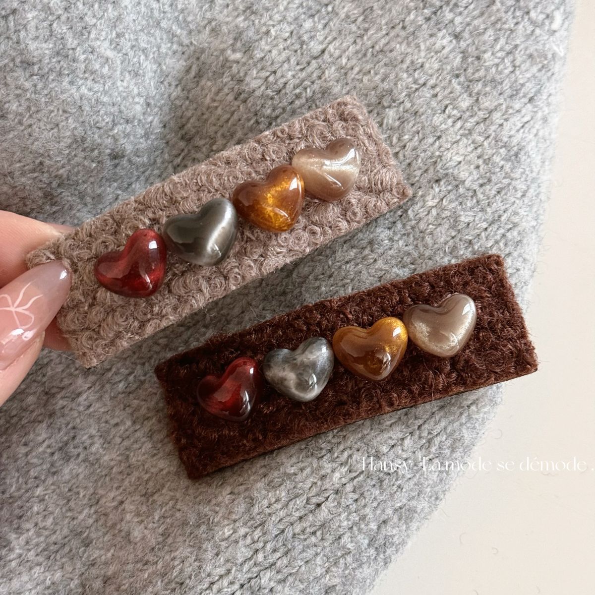 雑貨★髪飾り　ヘアビン★アクセサリー★2色